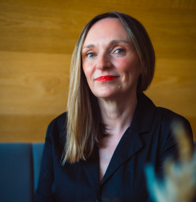 Emotional Intelligence Still Matters in the Age of AI with Caroline Stokes