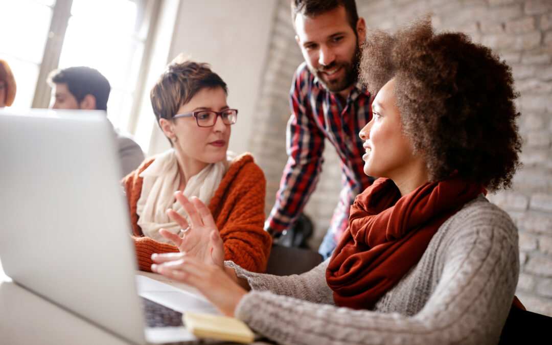 Horizontal Leadership: How to Lead Without Authority in the Workplace